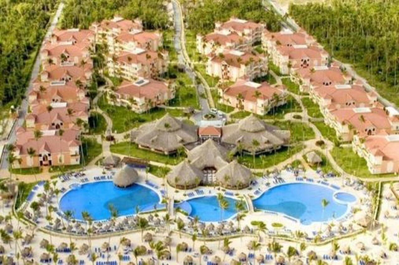 บาเฮีย ปรินซิเป แกรนด์ บาวาโร ออล อินคลูซีฟ Hotel ปุนตากานา ภายนอก รูปภาพ Aerial view of the resort