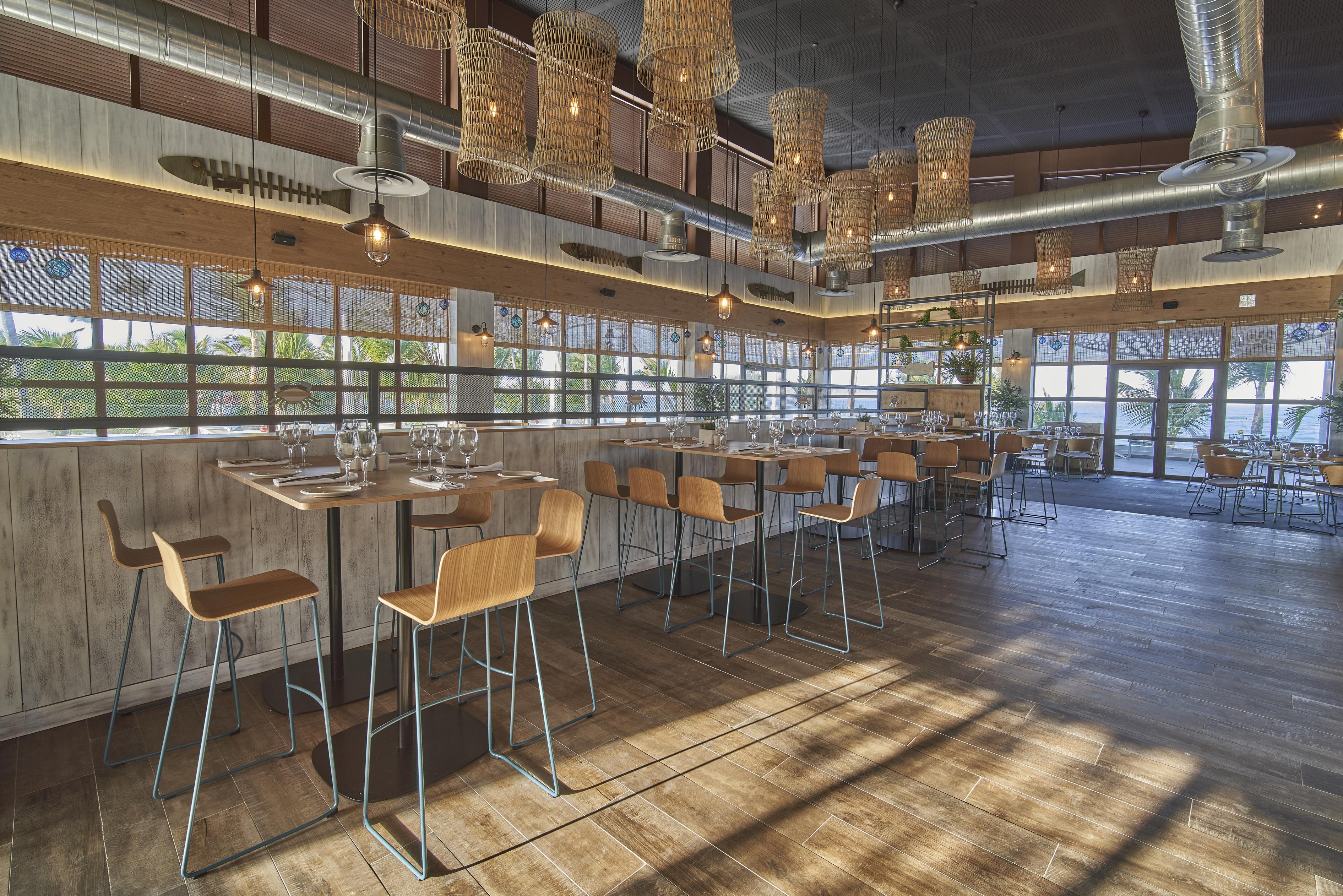 บาเฮีย ปรินซิเป แกรนด์ บาวาโร ออล อินคลูซีฟ Hotel ปุนตากานา ภายนอก รูปภาพ Interior of the restaurant