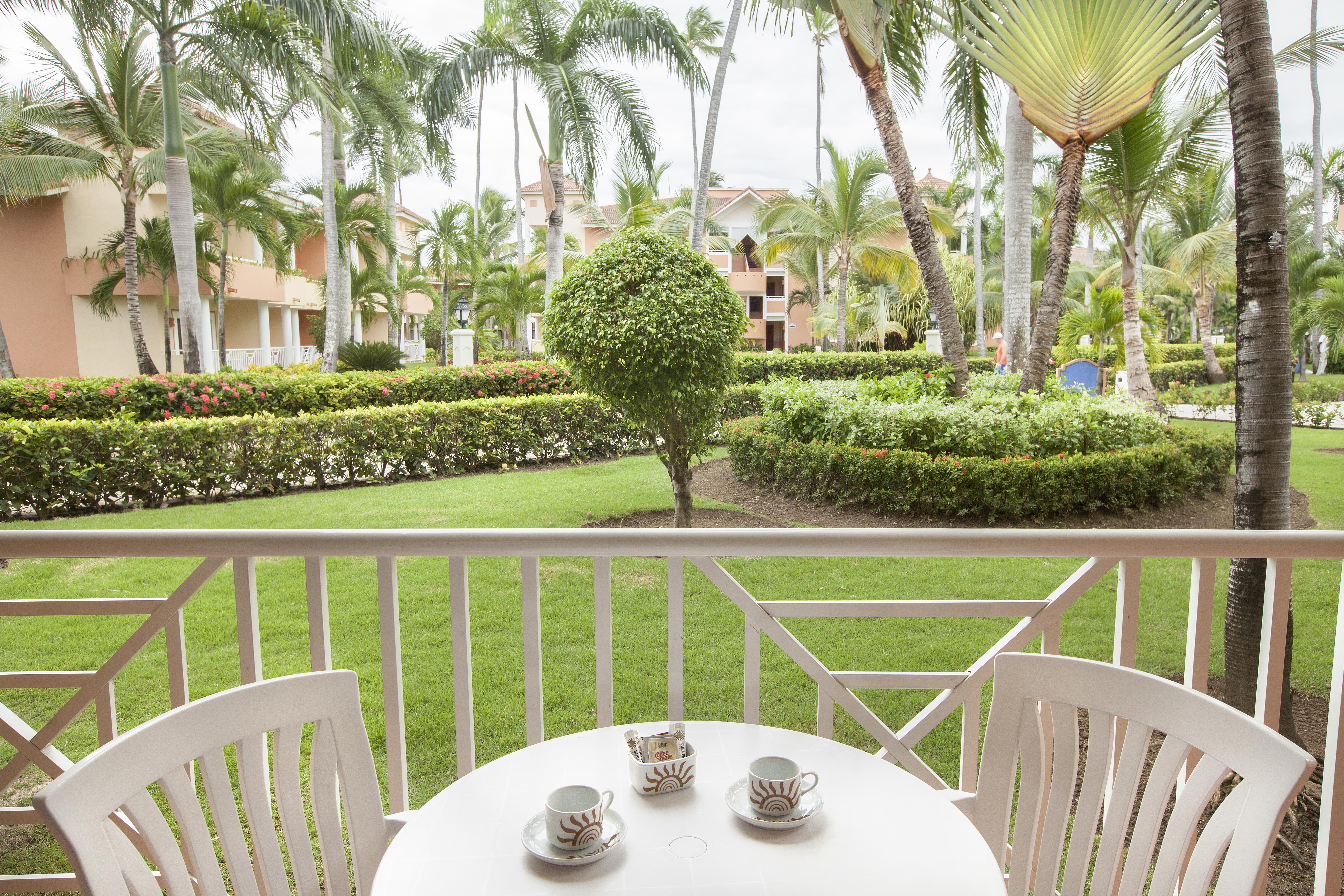 บาเฮีย ปรินซิเป แกรนด์ บาวาโร ออล อินคลูซีฟ Hotel ปุนตากานา ภายนอก รูปภาพ View from a balcony at the Iberostar Grand Hotel Bávaro