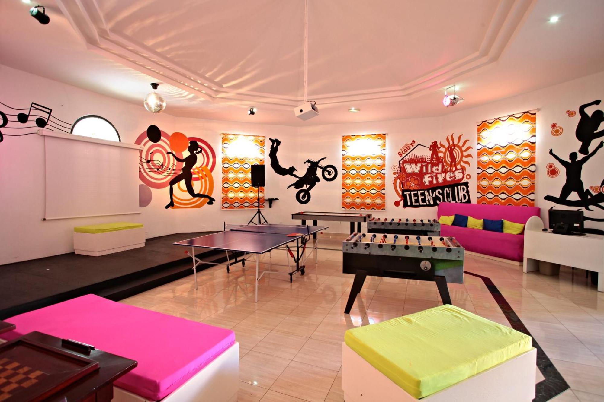 บาเฮีย ปรินซิเป แกรนด์ บาวาโร ออล อินคลูซีฟ Hotel ปุนตากานา ภายนอก รูปภาพ The games room